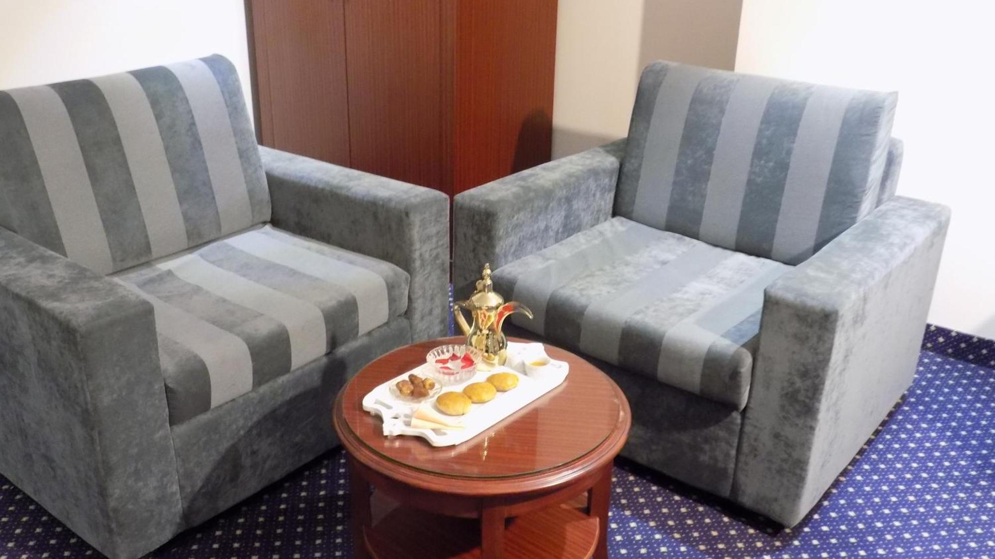 Onizah Hotel Unaizah Zimmer foto